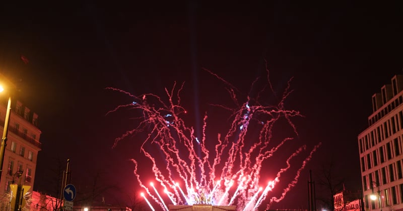 Kurze Sprüche Neues Jahr: 55 treffende Ideen für Silvester